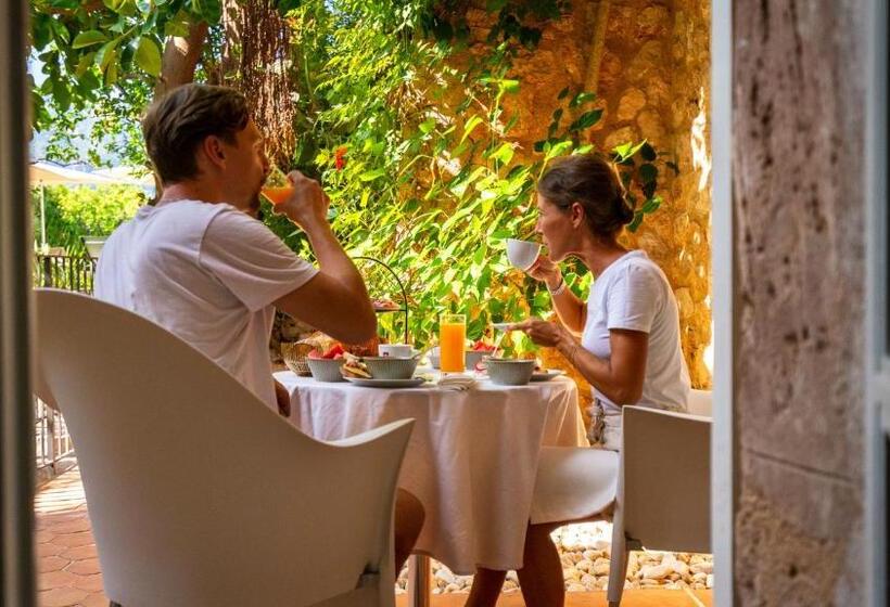 فندق Can Verdera