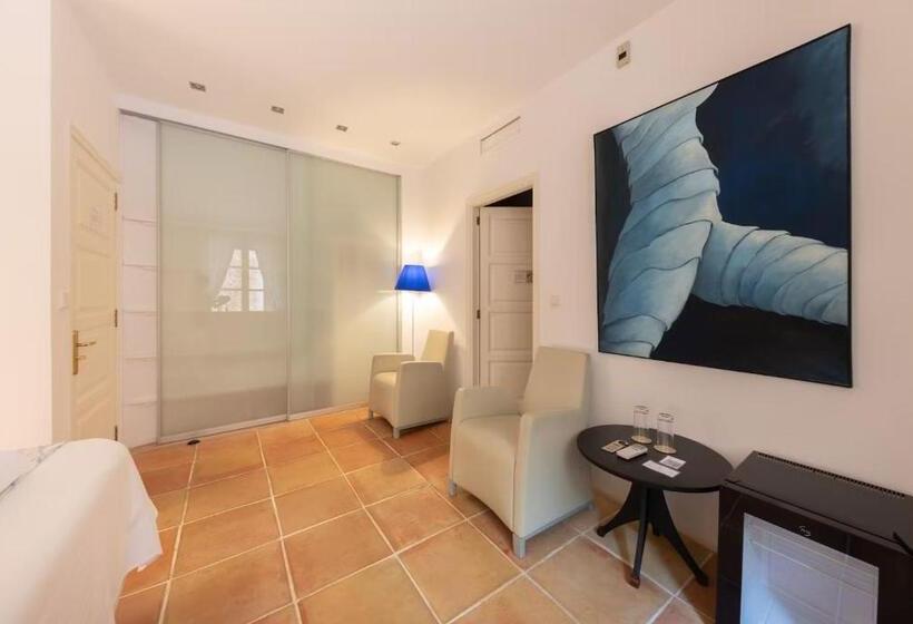 فندق Can Verdera