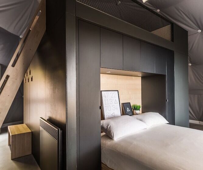 בית מלון כפרי Dômes Charlevoix