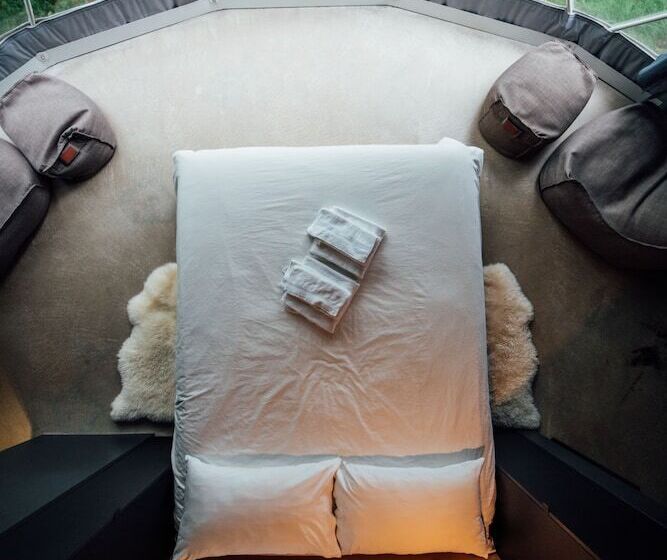 בית מלון כפרי Dômes Charlevoix