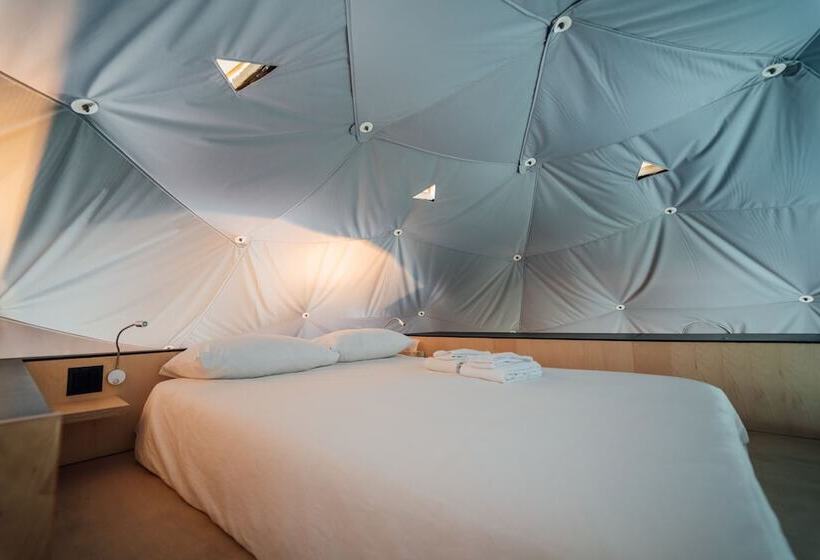 בית מלון כפרי Dômes Charlevoix