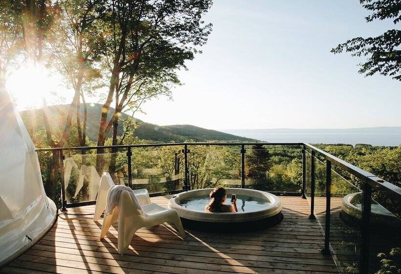 בית מלון כפרי Dômes Charlevoix