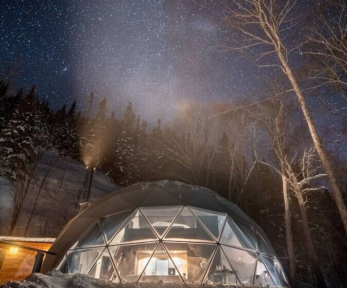 בית מלון כפרי Dômes Charlevoix