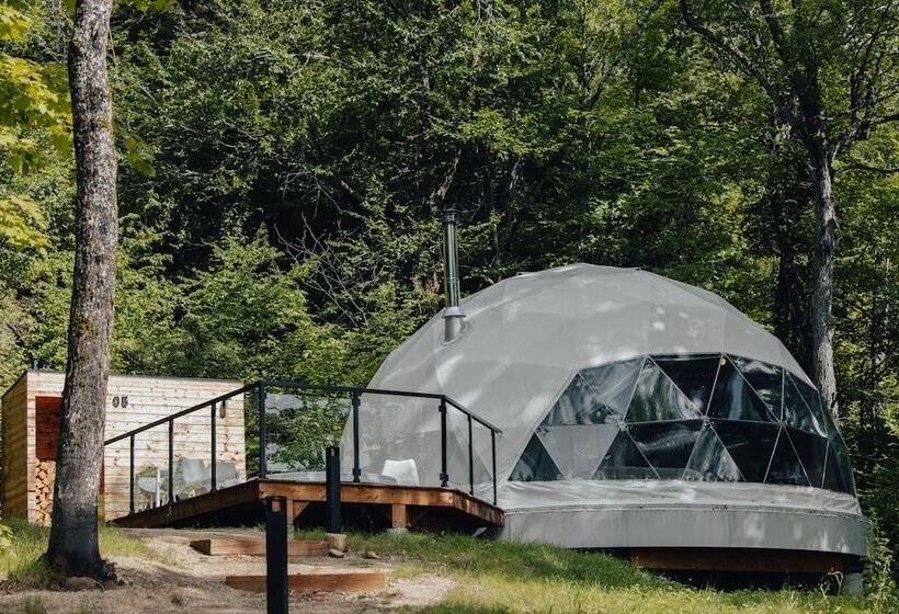 בית מלון כפרי Dômes Charlevoix