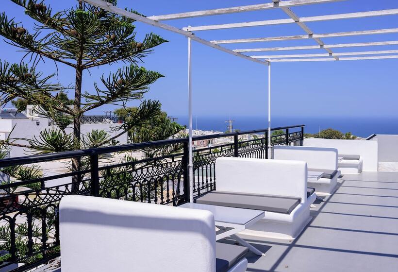 Отель Tataki Family