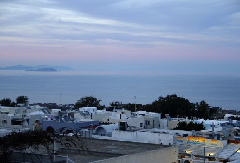 Отель Tataki Family