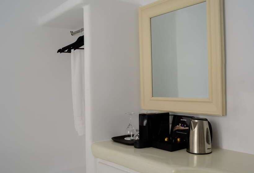 Отель Tataki Family