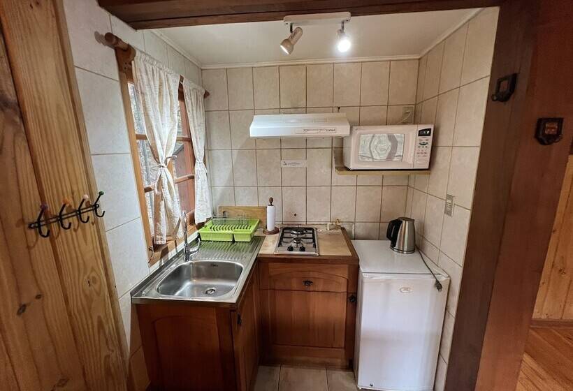 בית מלון כפרי Green Baker Lodge