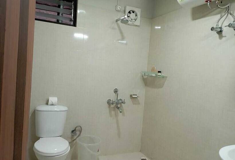 호텔 La Nicholas Dei Da Kine Resort