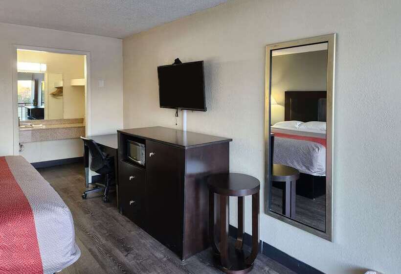 فندق Quality Inn