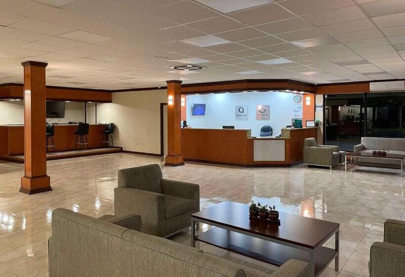 فندق Quality Inn