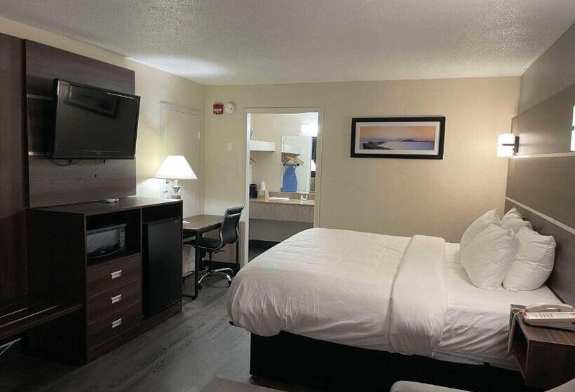 فندق Quality Inn