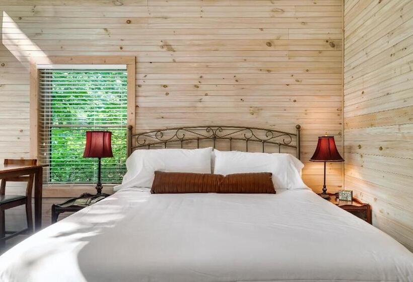 호텔 Rivers Edge Treehouses