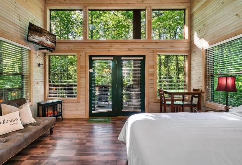 호텔 Rivers Edge Treehouses