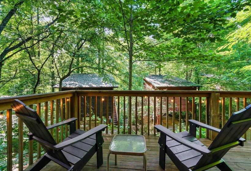 호텔 Rivers Edge Treehouses