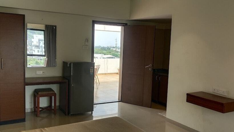 בית מלון כפרי Sumanchandra Suites