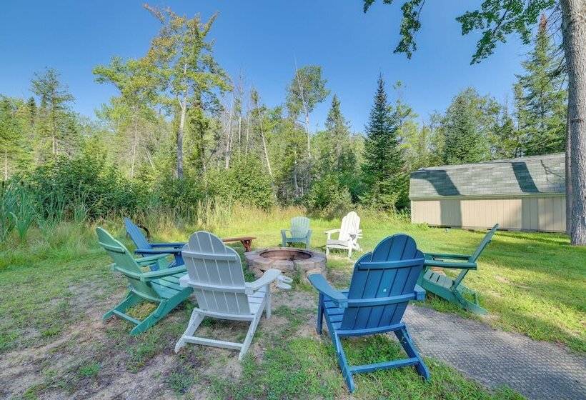 Houghton Lake Area Home W/ Fire Pit & Yard!