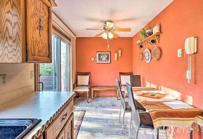 Hunting & Fishing Lodge < 3 Mi From Lake Sakakawea