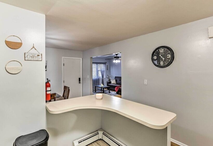 Ideally Located Jersey City Home, 8 Mi To Nyc