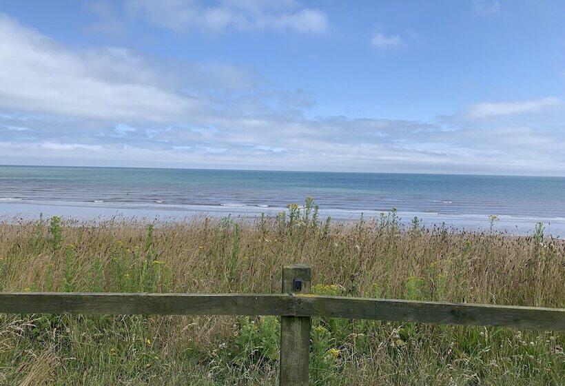 Cosy , Village Location   One Bedroom Barn