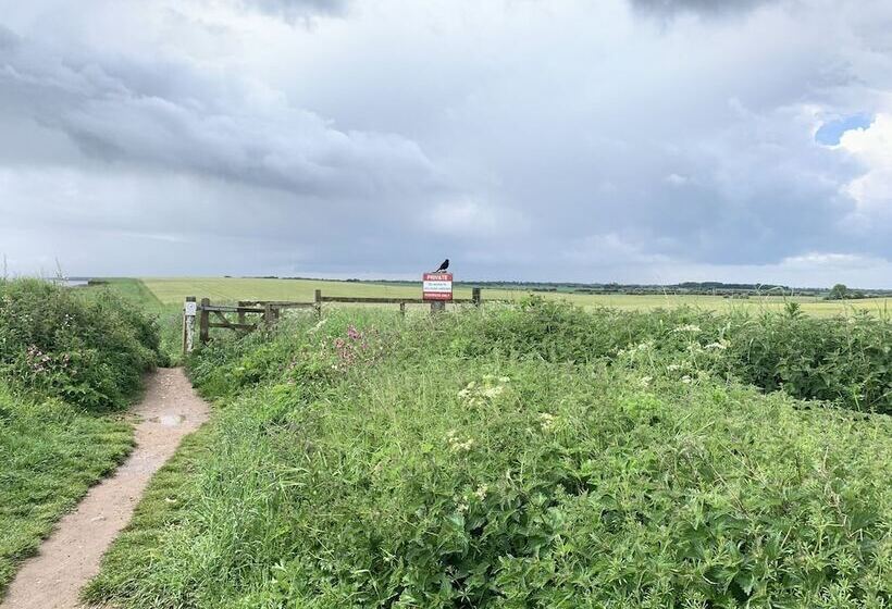 Cosy , Village Location   One Bedroom Barn