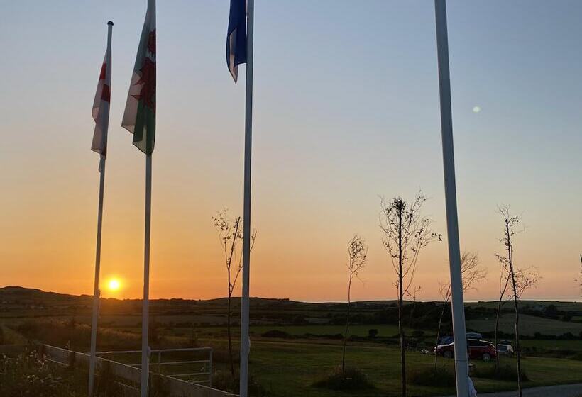 Inviting 2 Bed Camper In Holyhead