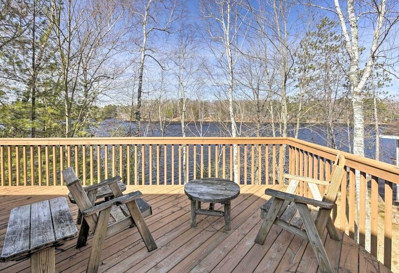 Inviting Irma Cottage W/ Silver Lake Access!