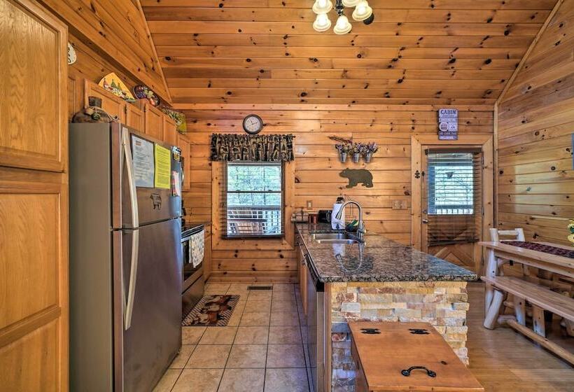 Inviting Sevierville Cabin W/ Deck & Hot Tub!