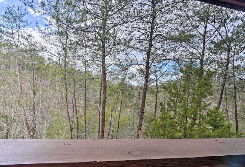 Inviting Sevierville Cabin W/ Deck & Hot Tub!