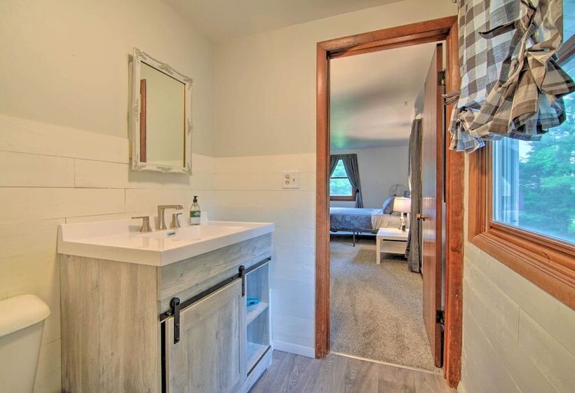 Inviting Twin Lakes Home W/ Indoor + Outdoor Bars!