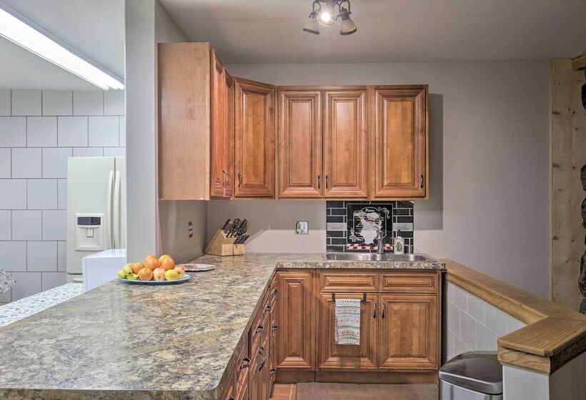 Ironwood  Superior Home  ~ 4 Mi To Big Powderhorn!