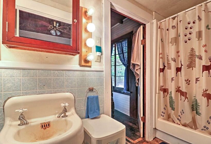 Island Cottage On Evans Lake Bring Your Boat!