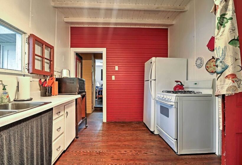 Island Cottage On Evans Lake   Bring Your Boat!