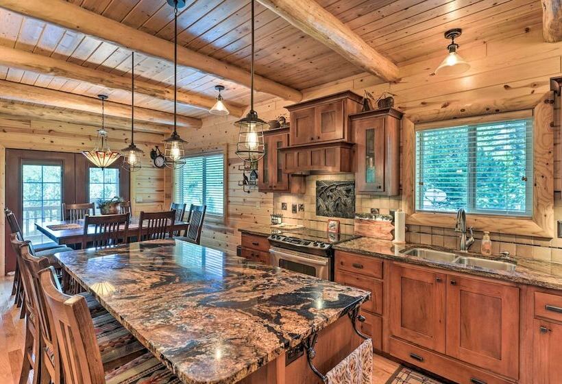 Island Park Cabin W/ Stunning Forest Views!