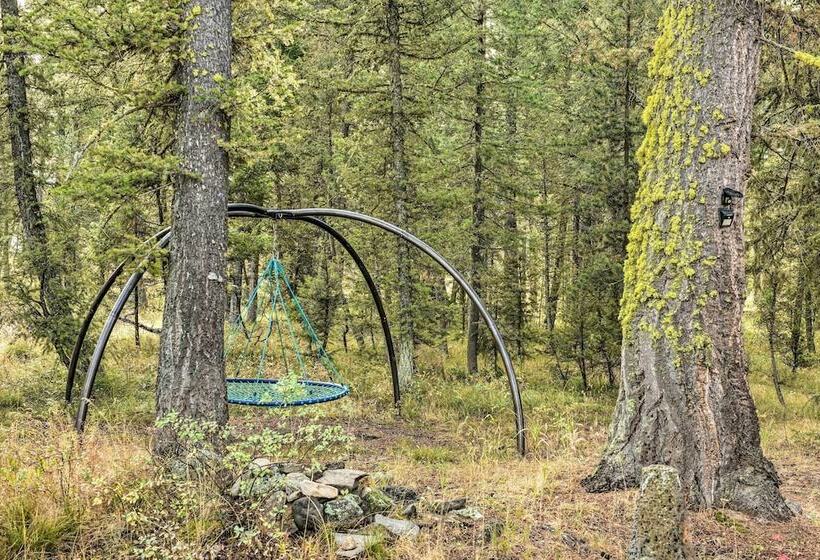 Island Park Cabin W/ Stunning Forest Views!