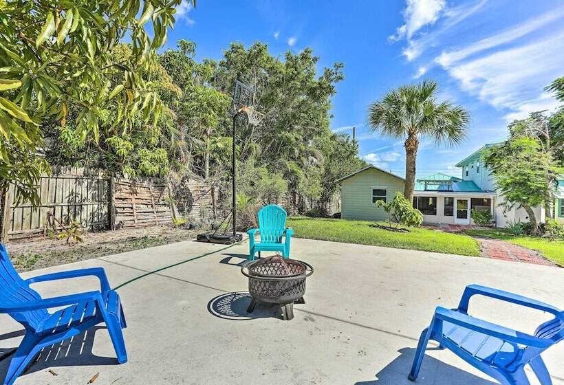 Luxe Florida Home On 3 Acres ~ 5 Mi To Beach!