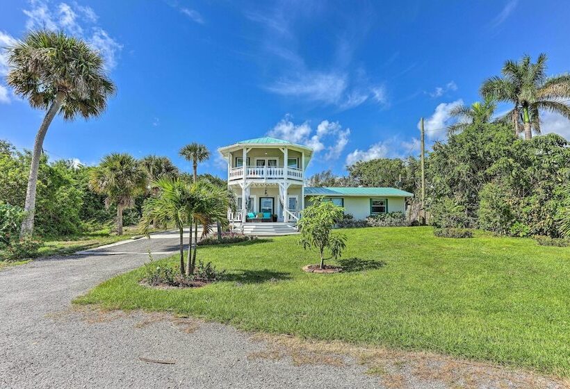 Luxe Florida Home On 3 Acres ~ 5 Mi To Beach!