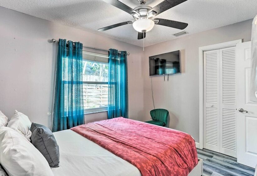 Luxe Florida Home On 3 Acres ~ 5 Mi To Beach!