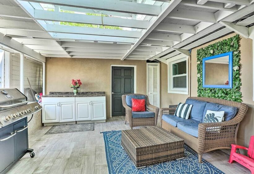 Luxe Florida Home On 3 Acres ~ 5 Mi To Beach!