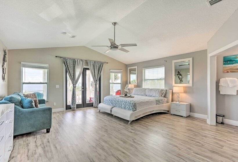 Luxe Florida Home On 3 Acres ~ 5 Mi To Beach!