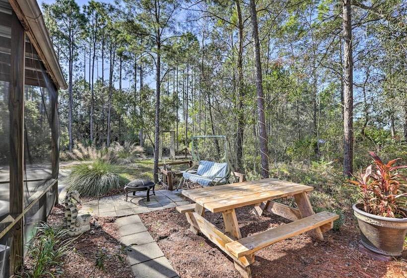 Keaton Beach Escape W/ Hot Tub: 2 Mi To Shore