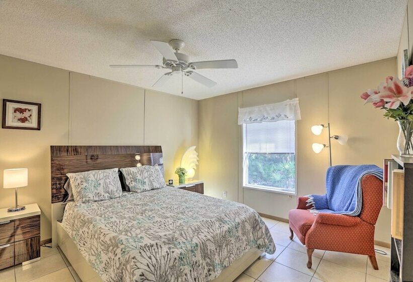 Keaton Beach Escape W/ Hot Tub: 2 Mi To Shore