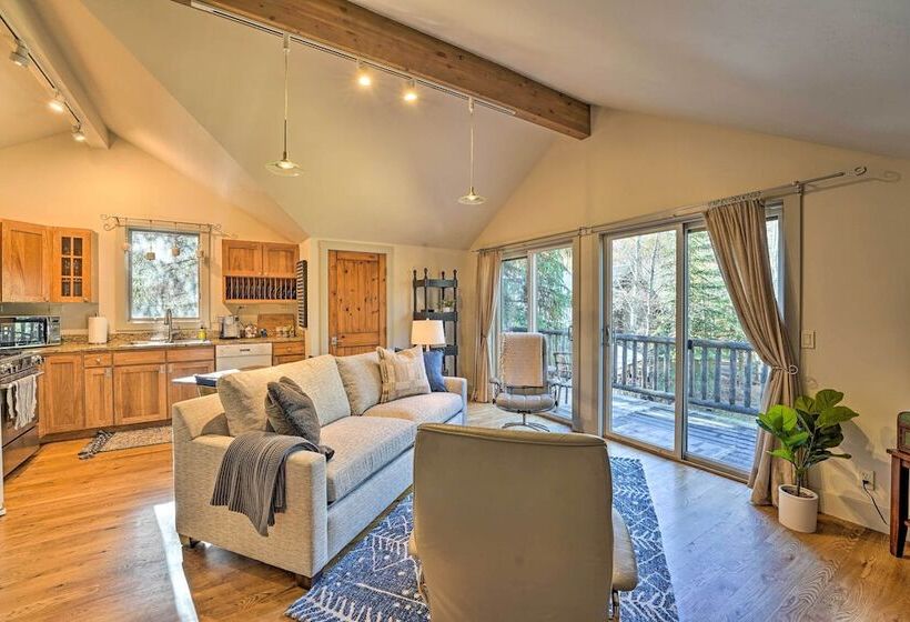 Ketchum Couple S Retreat: 1 Mi To Sun Valley!