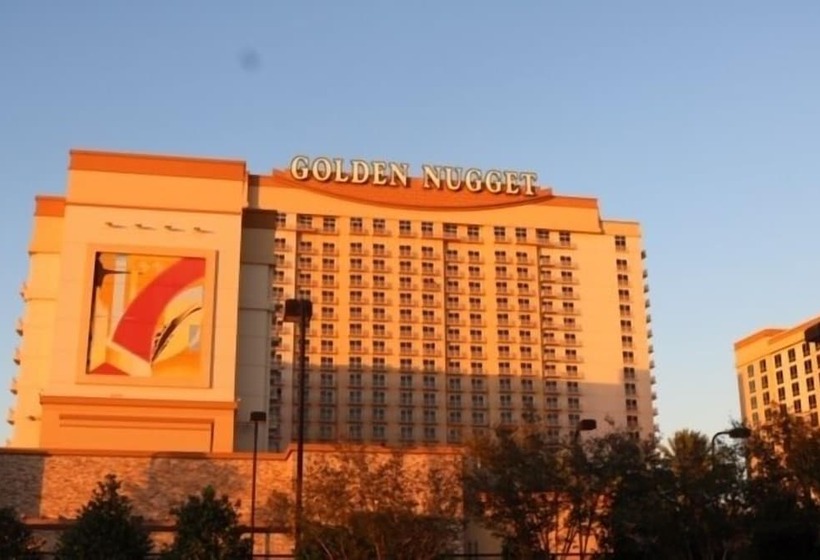 Lake Charles Home: 1 Mi To Public Boat Launch