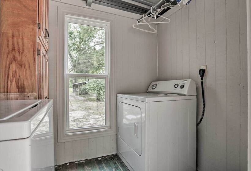 Lake Charles Home: 1 Mi To Public Boat Launch