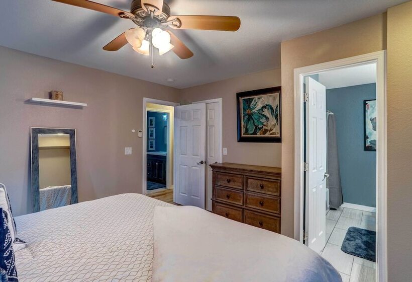 Lakefront Fairbanks Home W/ Private Beach!