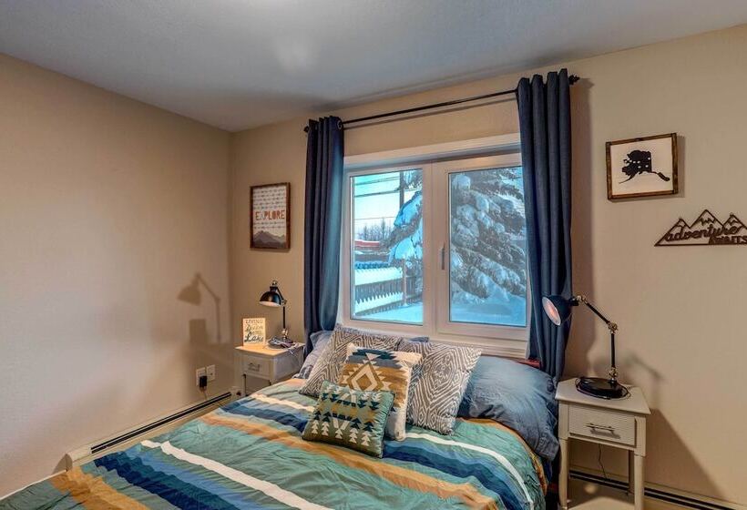 Lakefront Fairbanks Home W/ Private Beach!