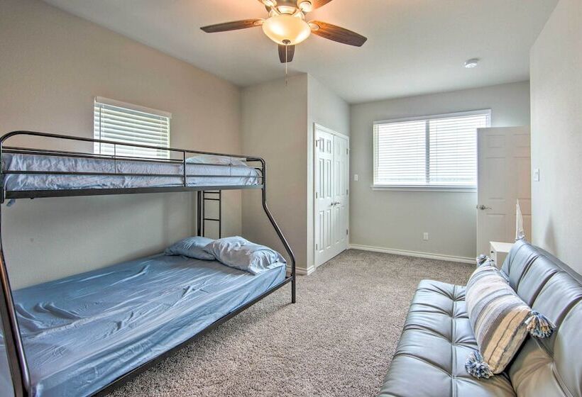 Private Dock & Boat House: Lakefront Mabank Home