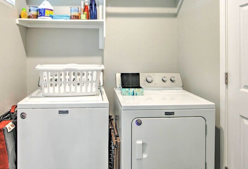 Private Dock & Boat House: Lakefront Mabank Home