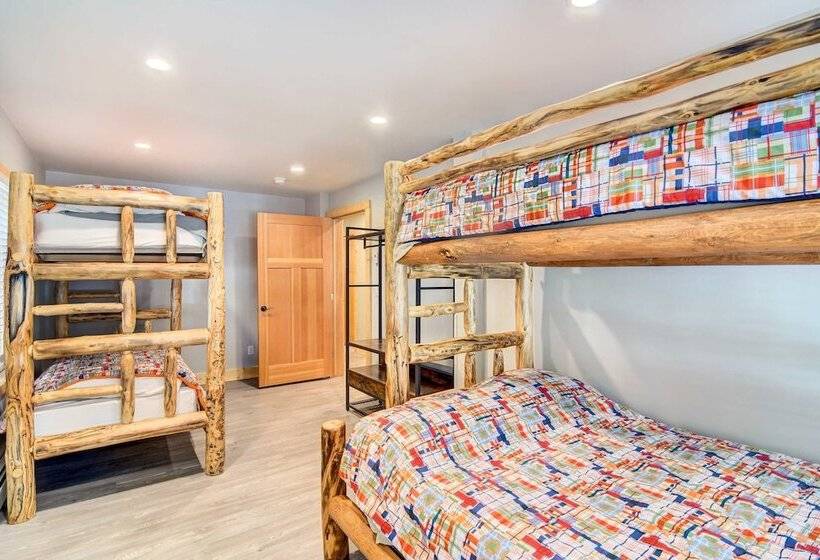 Hot Tub & Mtn Views: Waterfront Grand Lake Cabin!